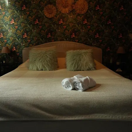 Chambrenchill Bed & Breakfast